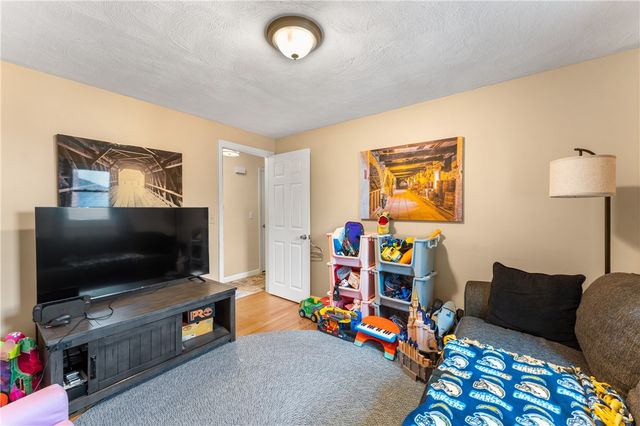149 Grassmere Avenue, East Providence, RI 02914