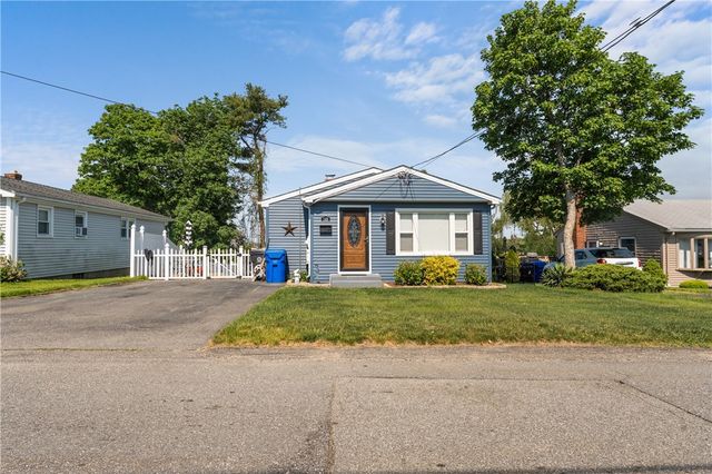 149 Grassmere Avenue, East Providence, RI 02914