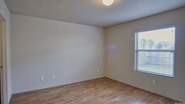 8947 Ashley Wilkes, San Antonio, TX 78221