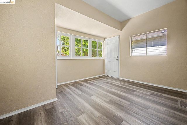 704 W 9Th St, Antioch, CA 94509