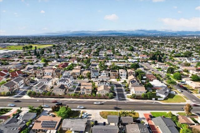 9701 Hawkeye Lane, Anaheim, CA 92804
