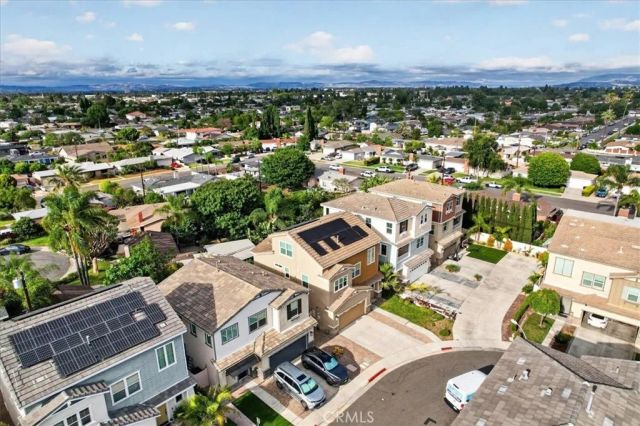 9701 Hawkeye Lane, Anaheim, CA 92804