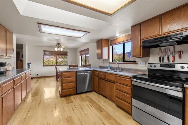 1422 Wineteer Lane, Grants Pass, OR 97527