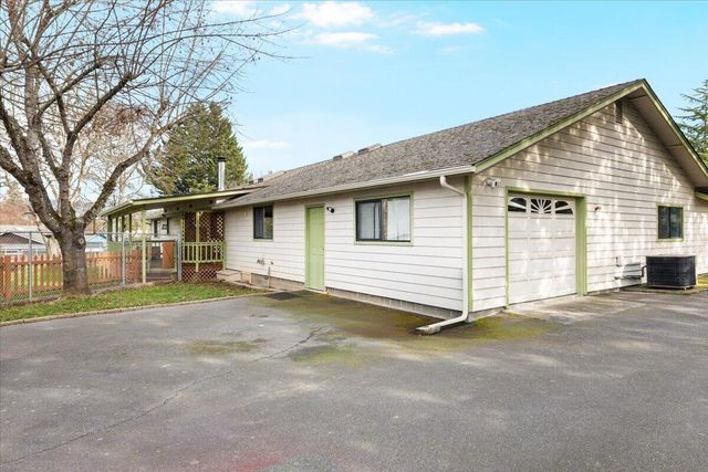 1422 Wineteer Lane, Grants Pass, OR 97527