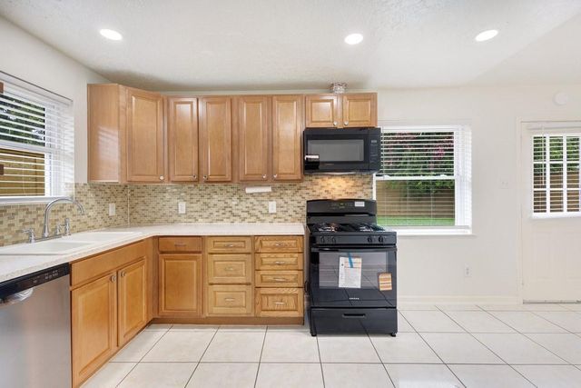 1303 Gamma Street, Pasadena, TX 77504