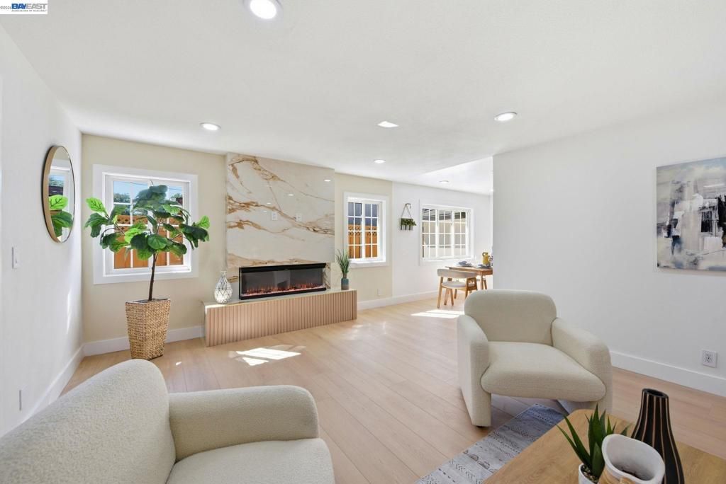 Image 10 of property listing at 38465 Blacow Rd, Fremont, CA 94536