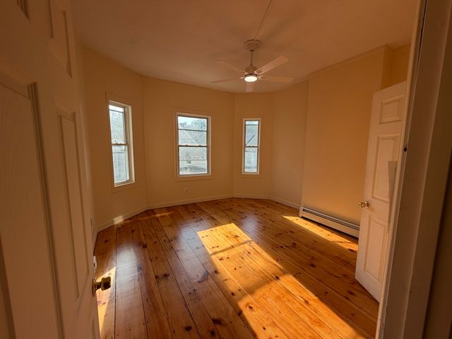 21 Clare 21, Lowell, MA 01854