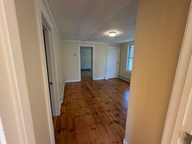 21 Clare 21, Lowell, MA 01854