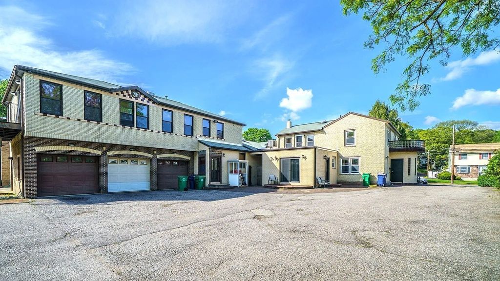 298 River Street 1, Newton, MA 02465