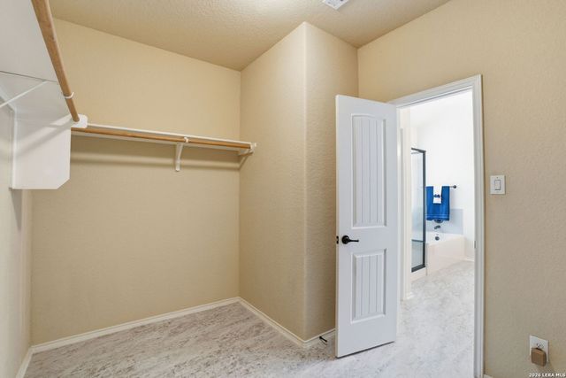 1720 SUNSPUR RD, New Braunfels, TX 78130