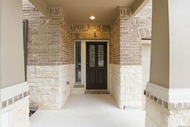 1720 SUNSPUR RD, New Braunfels, TX 78130