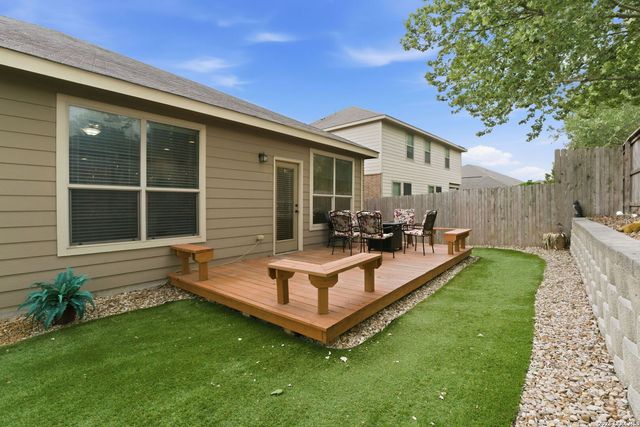 1720 SUNSPUR RD, New Braunfels, TX 78130