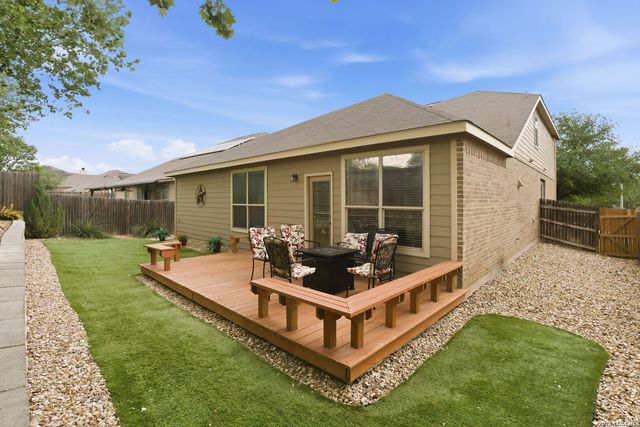 1720 SUNSPUR RD, New Braunfels, TX 78130