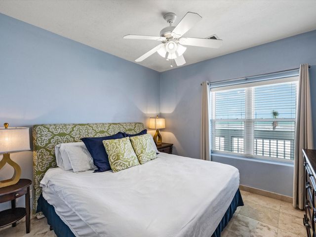 9420 Seawall Boulevard 306, Galveston, TX 77554
