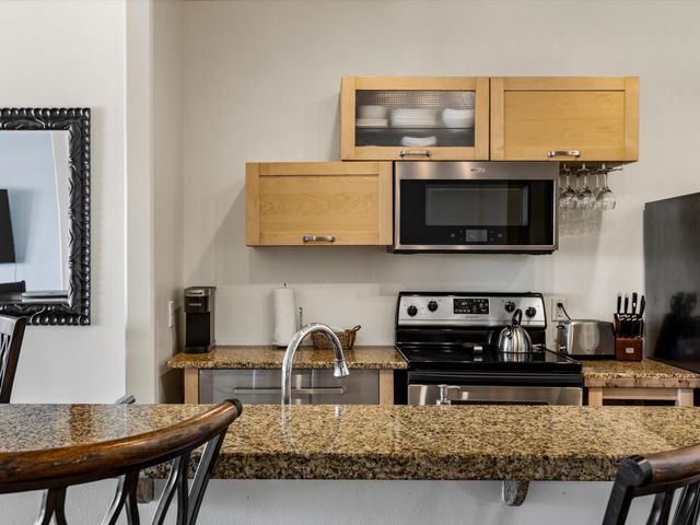 9420 Seawall Boulevard 306, Galveston, TX 77554