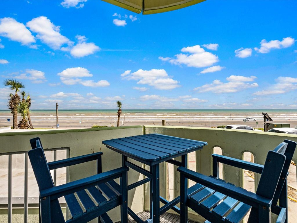 9420 Seawall Boulevard 306, Galveston, TX 77554