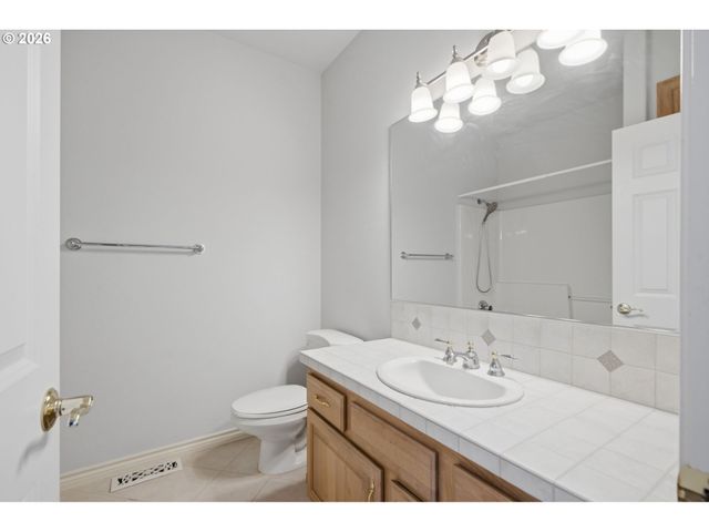 11938 Sw Elemar Ct, Tigard, OR 97224