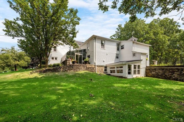 7942 Salt Springs Road, Manlius, NY 13066