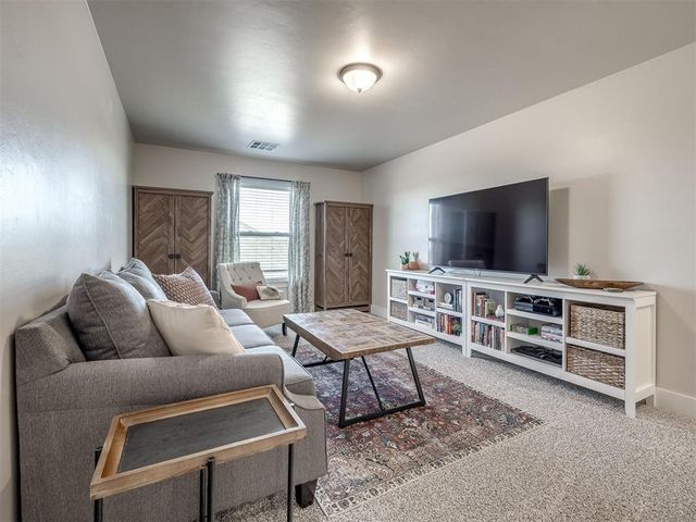 4065 Great Redwood Road, Norman, OK 73072