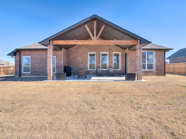 4065 Great Redwood Road, Norman, OK 73072