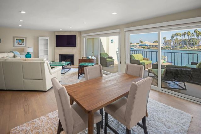8 Antigua Ct, Coronado, CA 92118