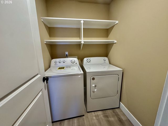 12086 Se HAROLD St 6, Portland, OR 97266