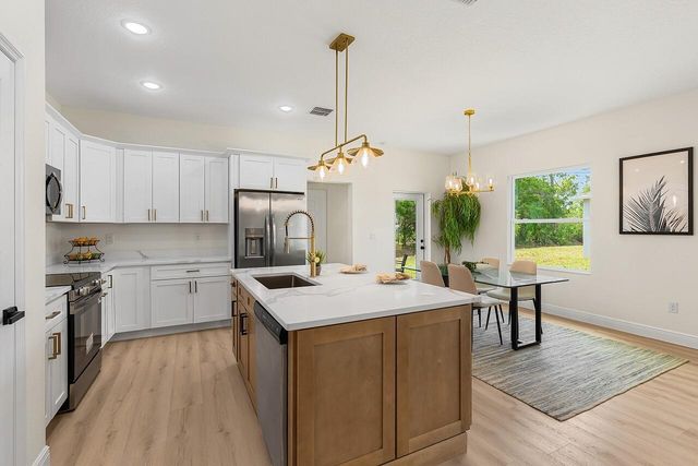 8236 104th Court, Vero Beach, FL 32967