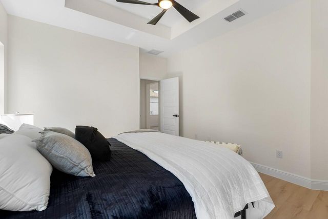 8236 104th Court, Vero Beach, FL 32967