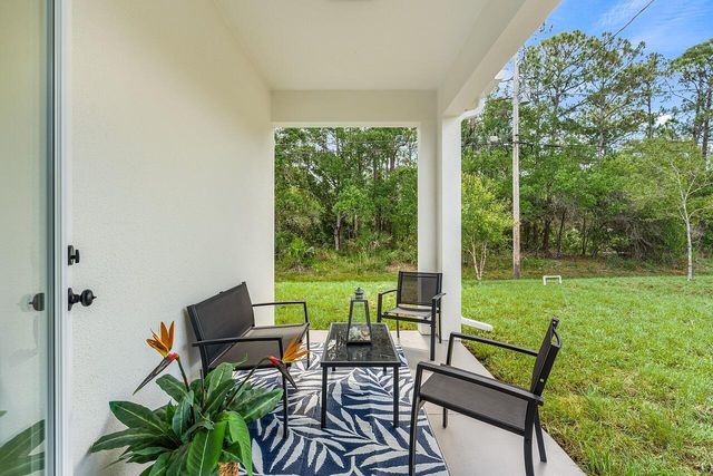 8236 104th Court, Vero Beach, FL 32967