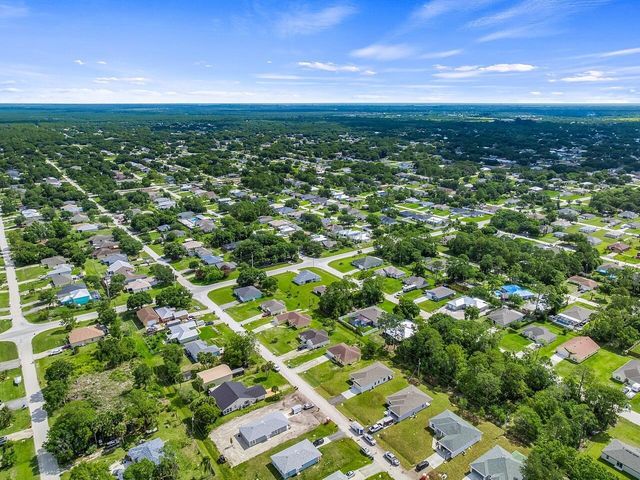 8236 104th Court, Vero Beach, FL 32967