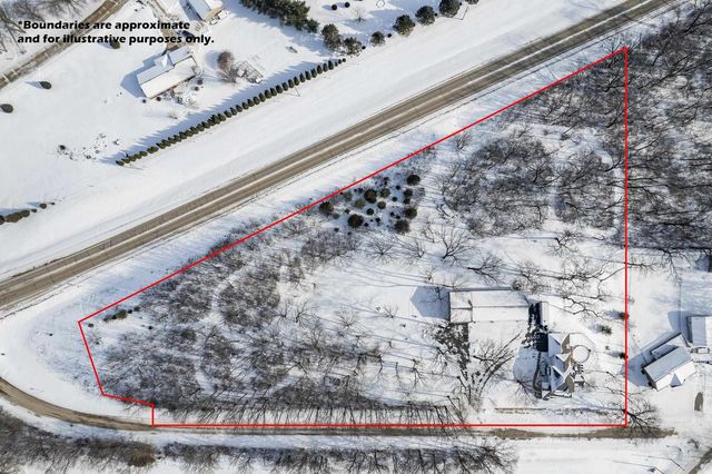 9012 N Jacobs Drive, Milton, WI 53563