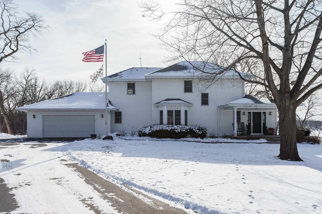 9012 N Jacobs Drive, Milton, WI 53563