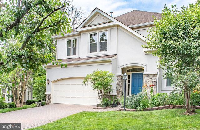 10008 LEAMOORE LN, Vienna, VA 22181