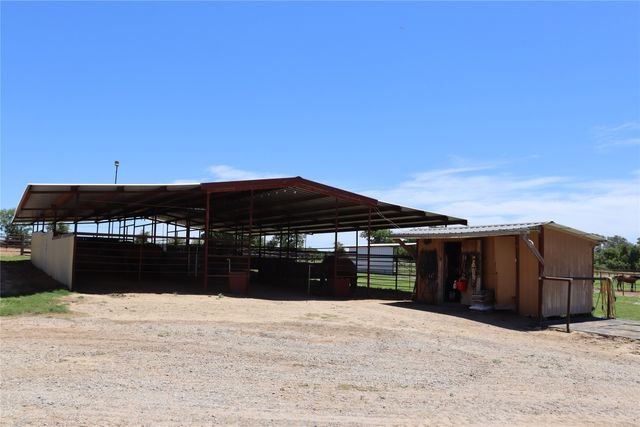 3900 County Road 304, Comanche, TX 76442