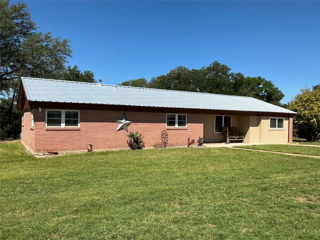3900 County Road 304, Comanche, TX 76442