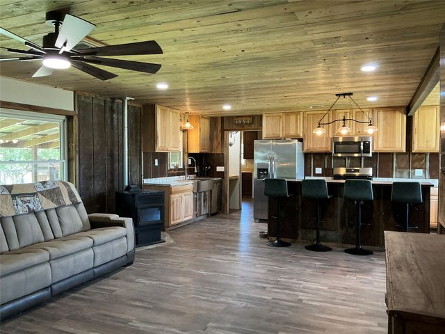 3900 County Road 304, Comanche, TX 76442
