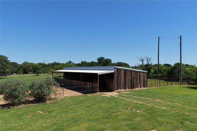 3900 County Road 304, Comanche, TX 76442