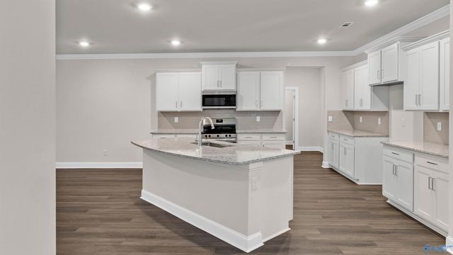 274 Crane Hollow Lane, Huntsville, AL 35811