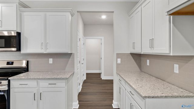 274 Crane Hollow Lane, Huntsville, AL 35811