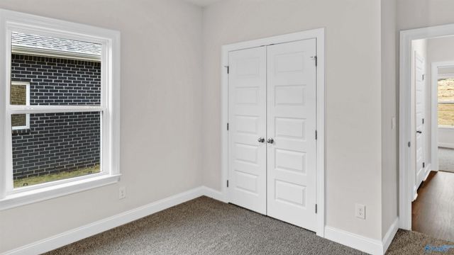 274 Crane Hollow Lane, Huntsville, AL 35811