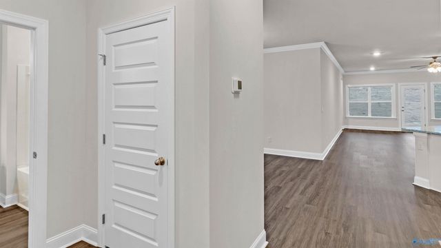 274 Crane Hollow Lane, Huntsville, AL 35811