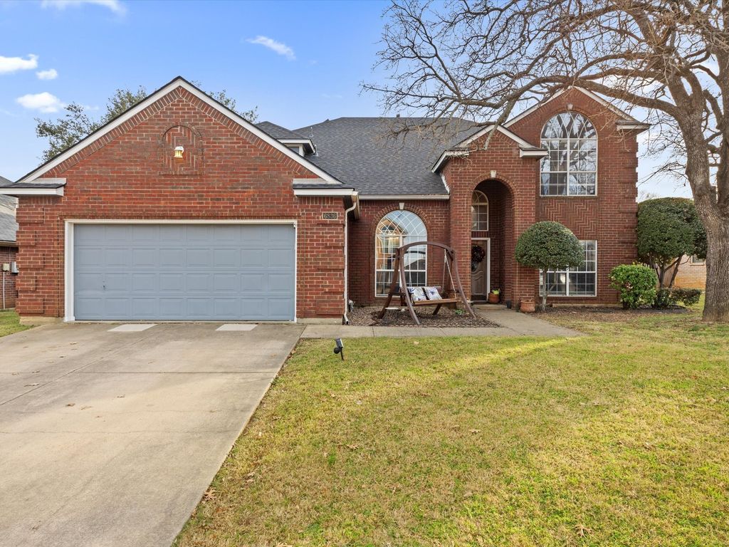 6836 Moss Lane, North Richland Hills, TX 76182