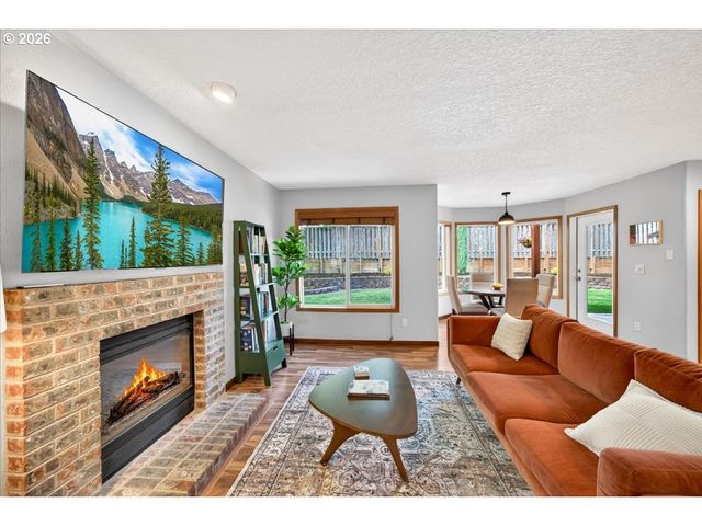 5359 Nw WICKIUP Way, Portland, OR 97229