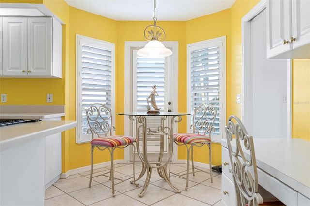 732 BRIGHTSIDE CRESCENT DRIVE 17, Venice, FL 34293