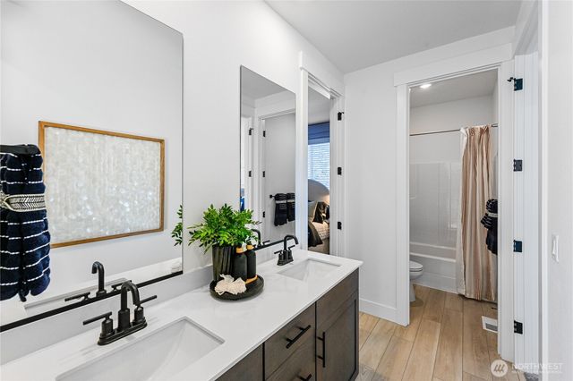 32189 Pacific Avenue SE, Black Diamond, WA 98010