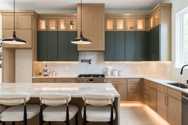 2013 Sheldon Street B, Houston, TX 77008