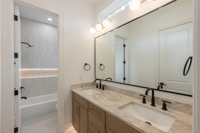 2013 Sheldon Street B, Houston, TX 77008