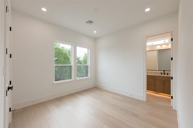 2013 Sheldon Street B, Houston, TX 77008