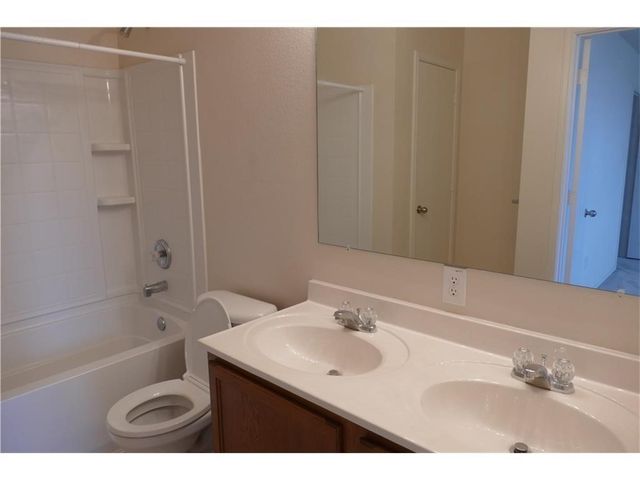 2814 Lake Vista Drive, Wylie, TX 75098