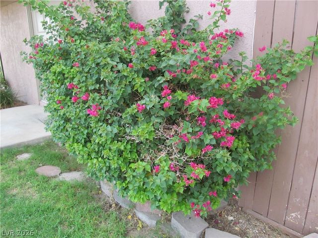 3518 Villa Knolls North Drive, Las Vegas, NV 89120